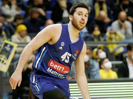 בלאט לא הרשים (צילום: אלן שיבר)