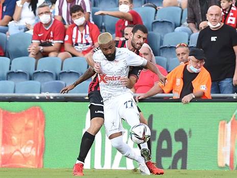 יקבל דקות? (ברני ארדוב)