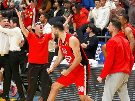 טירוף בלתי נגמר בהפועל ת"א (אלן שיבר)