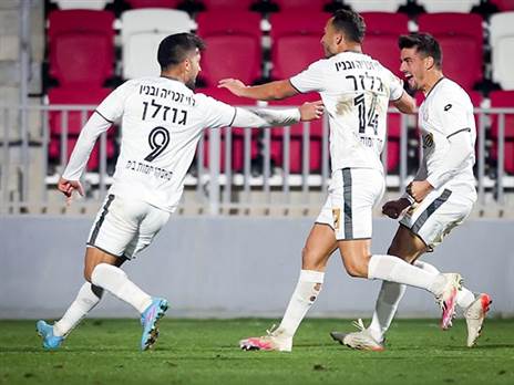 (מאור אלקסלסי)