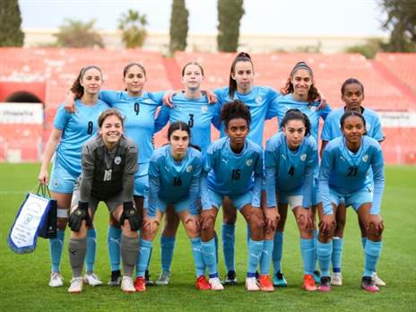 פתיחה ברגל ימין למוק' אליפות אירופה  (קרדיט: שאול גרינפלד/נקודה)