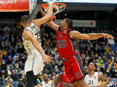 מחויבות קבוצתית בהגנה (אלן שיבר)