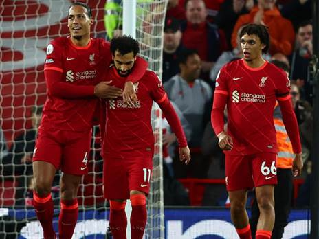 סלאח. השחקן היחיד שכבש חמישה שערים מול יונייטד בעונת פרמייר ליג אחת (GETTY)