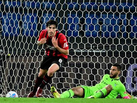 טונאלי החזיר את מילאן לפסגה (getty)