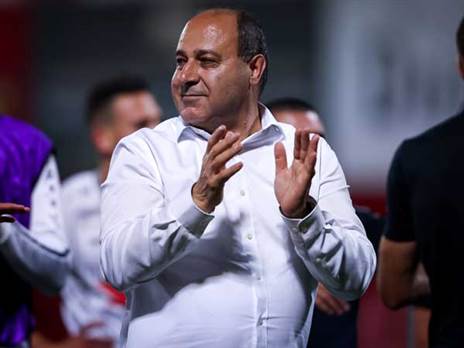 גאה בשחקנים ובצוות המקצועי. אבו יונס (מאור אלקסלסי)