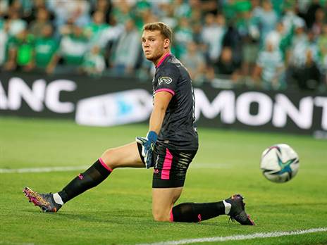 הצלות שאי אפשר לקחת, שערים שאסור לקבל. פרץ (אלן שיבר)