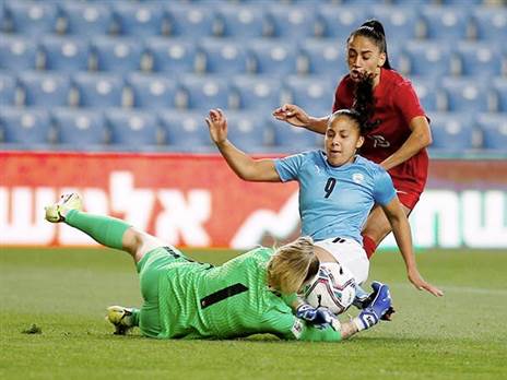 חזן במדי הנבחרת (קרדיט: אלן שיבר)