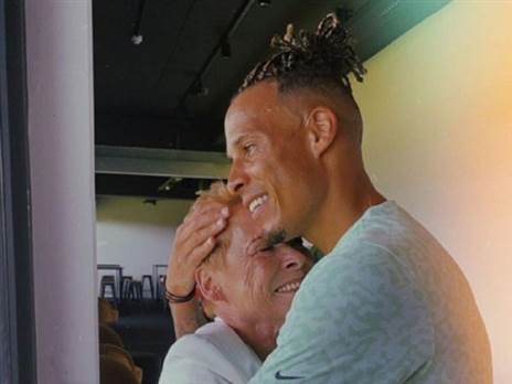 "איזו הרגשה" (עמוד האינסטגרם של שרי)