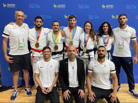 עשו כבוד. המדליסטים הישראליים ממשחקי העולם (צילום: תומר אלראי)