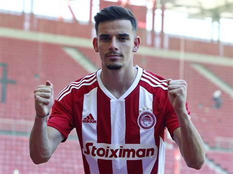 ליידנר. המטרה - פרמיירליג (האתר הרשמי של אולימפיאקוס)