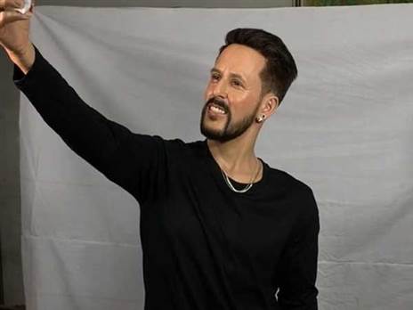 אסי בוזגלו (באדיבות הנבחרים- מוזיאון השעווה הישראלי)