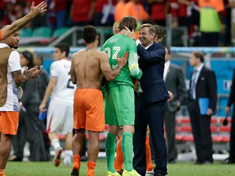 חילוף שניצח את רבע הגמר. ואן חאל וקרול (Laurens Lindhout/Soccrates/Getty)