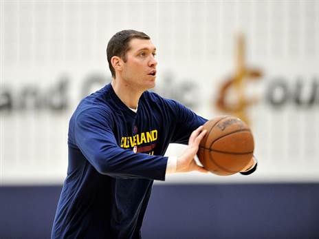 ברילמאייר. לא ראה משהו חריג ביחסים בין בלאט ללברון (Getty, David Liam Kyle)