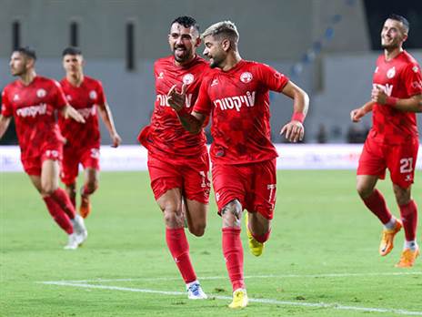 "מהשחקנים האהובים בחדרי הלבשה" (דני מרון)