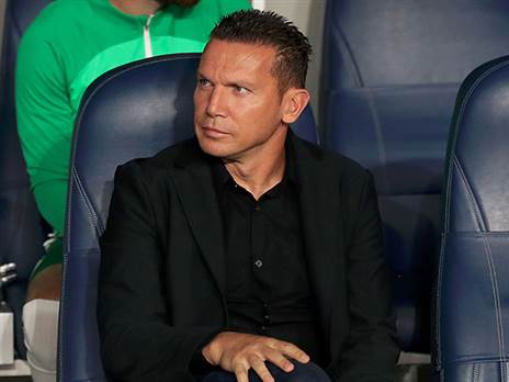 סבע יתאים לו לכמה עמדות. בכר (אלן שיבר)