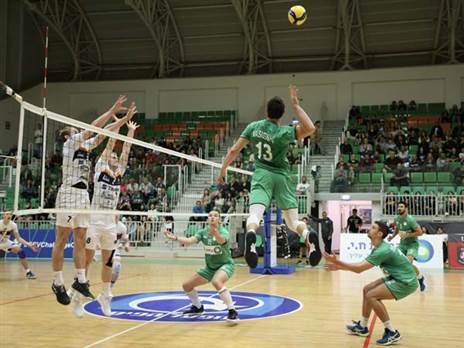 "גאה בשחקנים" (יוסי לזרוף)