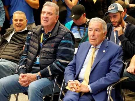 הנהלת מכבי ת"א בזמן ההודעה של וויצ'יץ' (אלן שיבר)