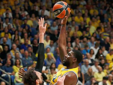 פויתרס. מבצע יותר מפי שניים דברים שהוא פשוט לא טוב בהם (אלן שיבר)