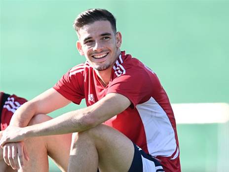 (אולימפיאקוס, רשמי)