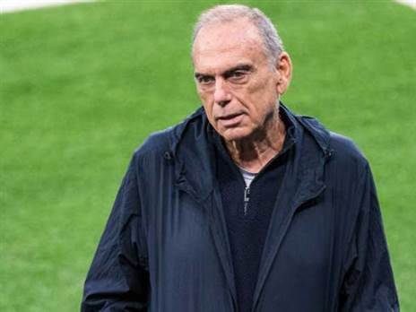 "אף אחד לא מתחבא" (GETTY)