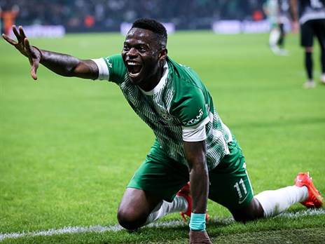 "שמח שהבקעתי". צ'יבוטה (מאור אלקסלסי)