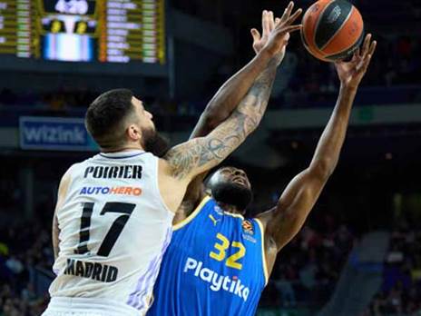 "צריכים עוד איכות". ניבו מול פוארייה (getty)