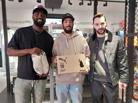 (מימין: אסף עשור, Head of Marketing, Puma Israel)