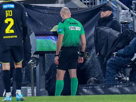 ינהל את המשחק הרגיש? ליבוביץ' (דני מרון)