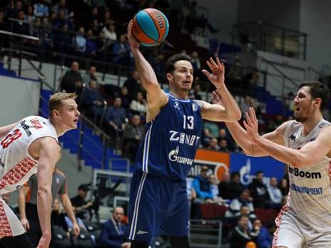 הרטל. מאושר ברוסיה (Maksim Konstantinov/SOPA Images/LightRocket via Getty Images)