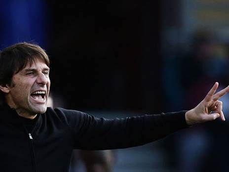 סביבה רעילה (ADRIAN DENNIS/AFP via Getty Images)