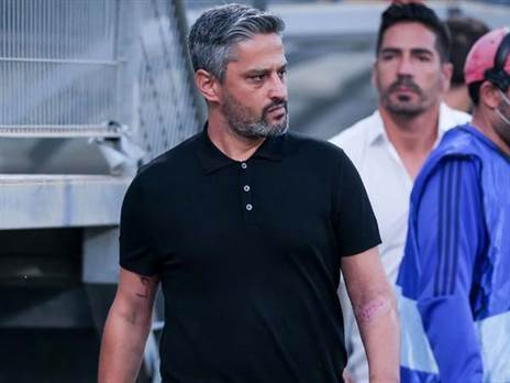 חיפש בקרואטיה. יצחקי (אלן שיבר)