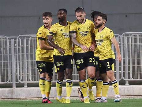 נקודה ראשונה בפלייאוף (ברני ארדוב)