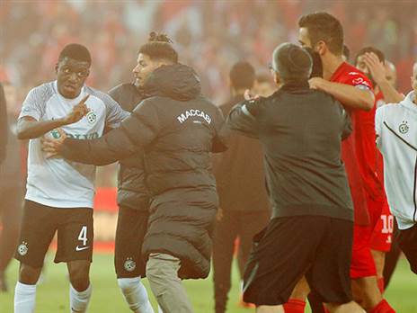 הכדורגל הישראלי כמרקחה (אלן שיבר)