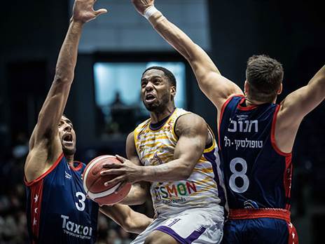 "היה לנו חשוב לשמור על רגלנד" (עודד קרני)