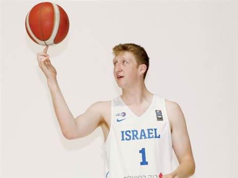 מה נקבל ממנו? וולף (אלן שיבר)