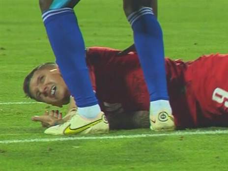 קלימלה. שבר שתי שיניים