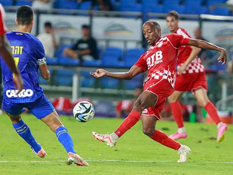 זלקה: "המטרה - להישאר בליגה כמה שיותר מהר" (אלן שיבר)