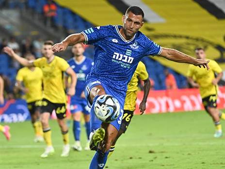 "אני צריך להתרגל לסגנון אחר". שכטר (ברני ארדוב)