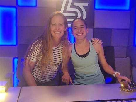 נעה כפרי וענבר זהבי | צילום: גיא דר