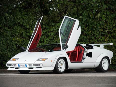 דלתות מספריים - למבורגיני קונטאש