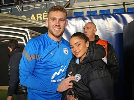 דניאל פרץ ונועה קירל. תשיר את ההמנון כשהוא בהרכב? (אודי ציטיאט)