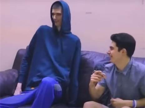 מהאנשים הגבוהים בעולם