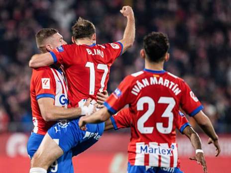 סאביו וג`ירונה על הגל (getty)