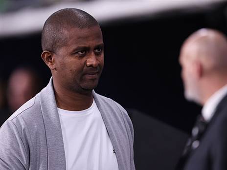 “מסאיי דגו בגיל של ליאור רפאלוב“ (מאור אלקסלסי)