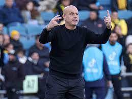 הזהיר מהיריבה. אבוקסיס (צילום: אלן שיבר)