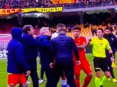 אירוע הנגיחה. עלה למאמן בתפקידו