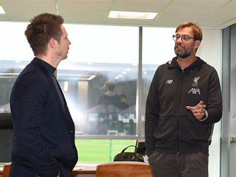 אדוארדס עם קלופ. במי יבחר הפעם? (John Powell/Liverpool FC via Getty Images)