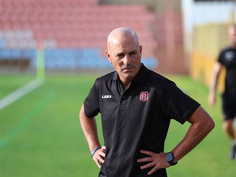 בקבוצתו מרוצים מהעונה. זיו אריה (לירון מולדובן)