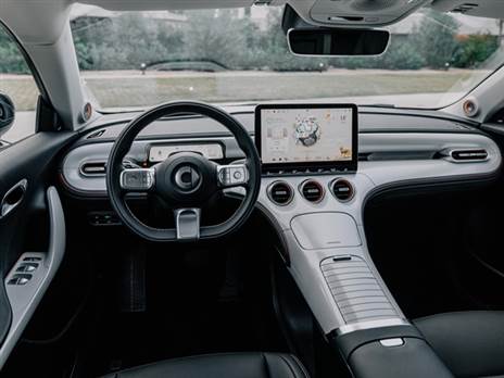 סמארט #3: הפלטפורמה מג'ילי, העיצוב ממרצדס