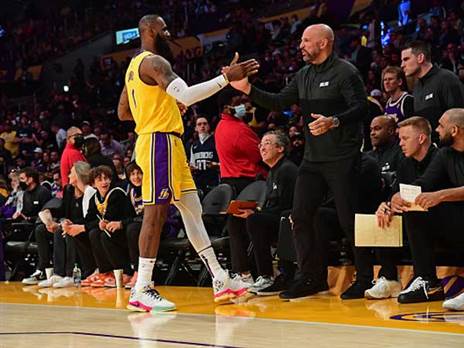 התפתח בלייקרס (Adam Pantozzi/NBAE via Getty Images)